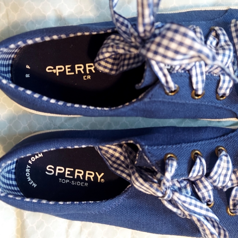 NWOT SPERRY Shoes